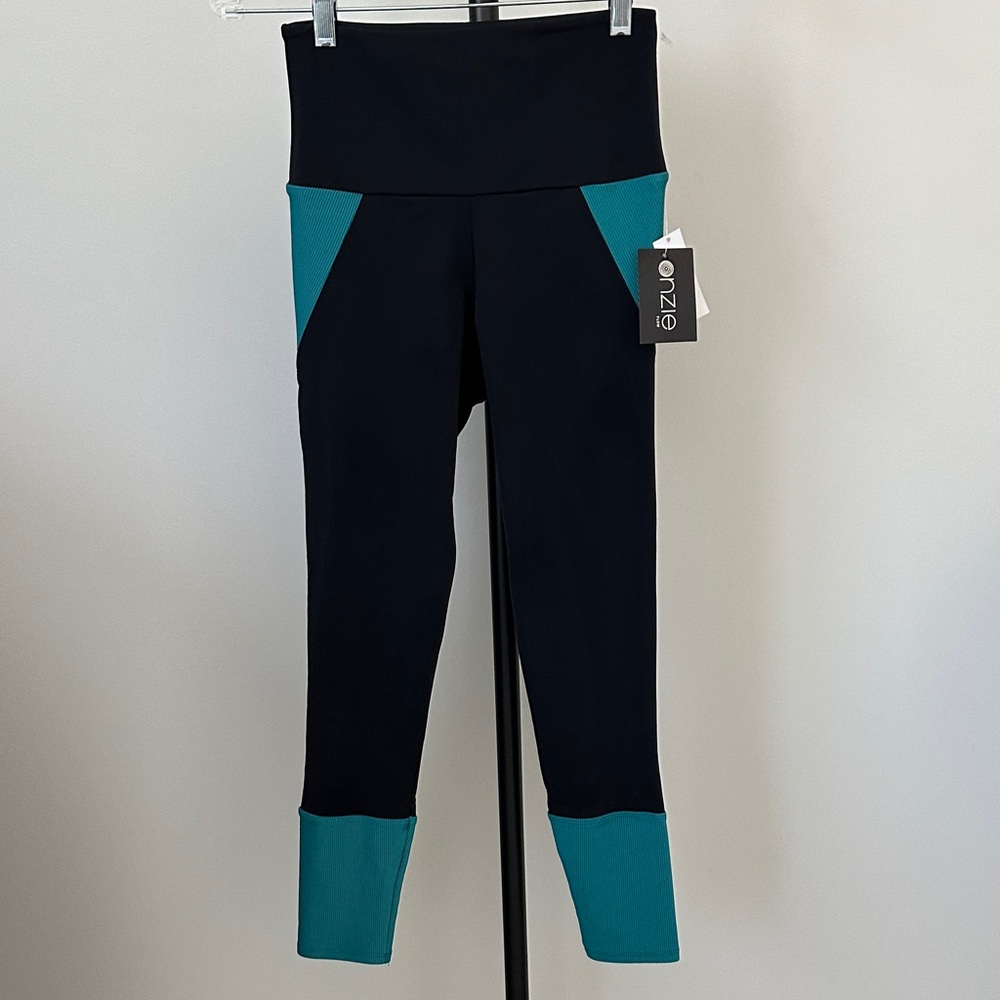 Onzie Black and Teal Leggings